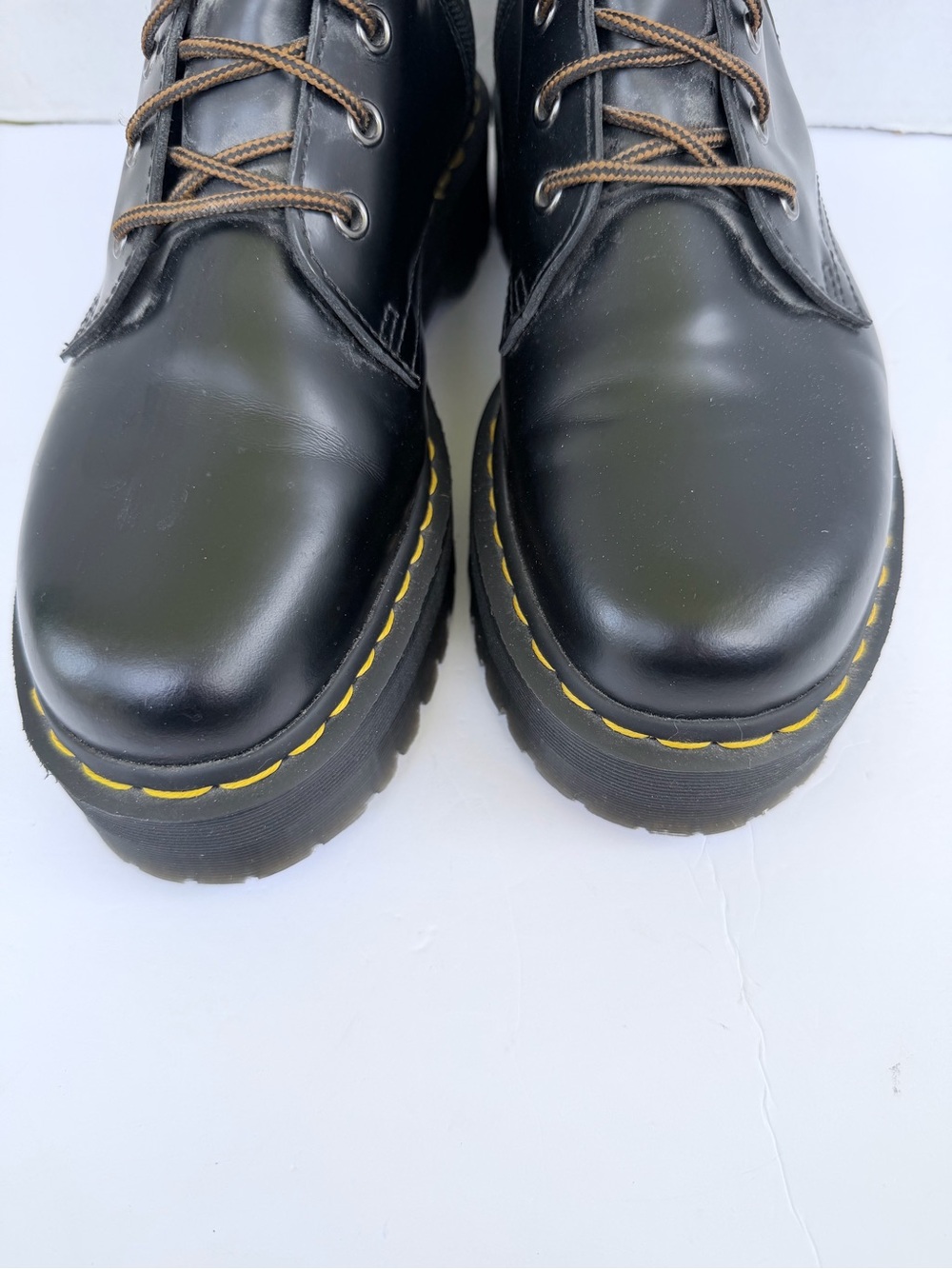 Dr martin’s Black Leather Platform Lace-Up Boots women’s size 10/ men’s size 9 - Picture 2 of 7